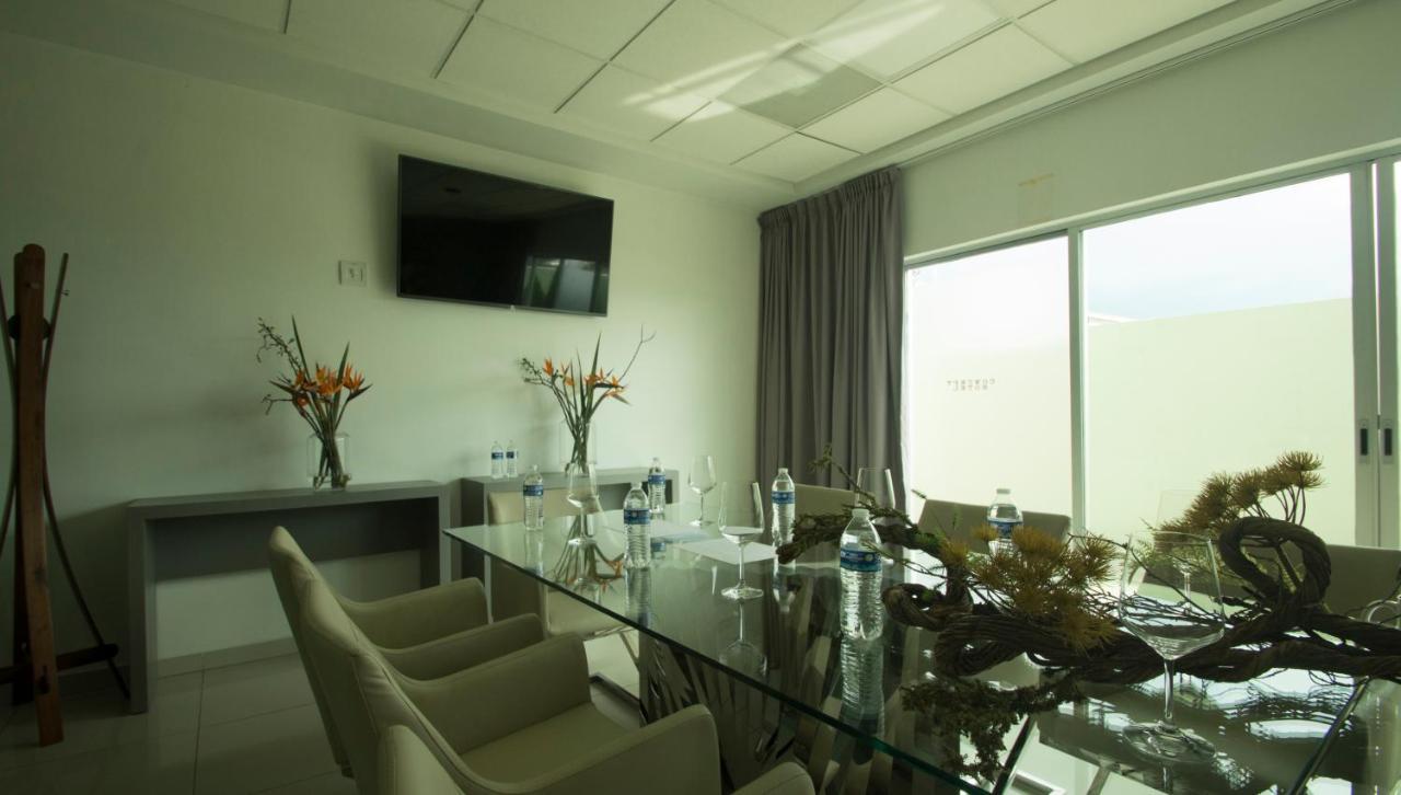 Concept Hotel Zamora de Hidalgo Eksteriør bilde